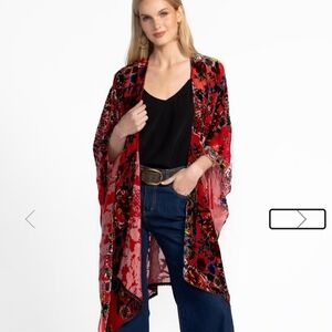 Bobcat Burnout Velvet Shawl